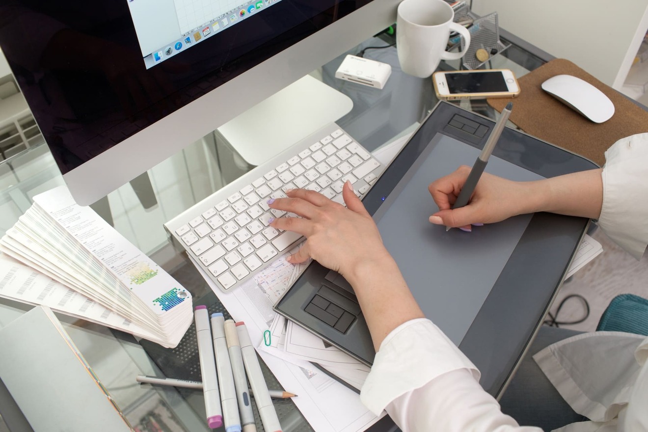 採用サイトで事業紹介する際の注意点