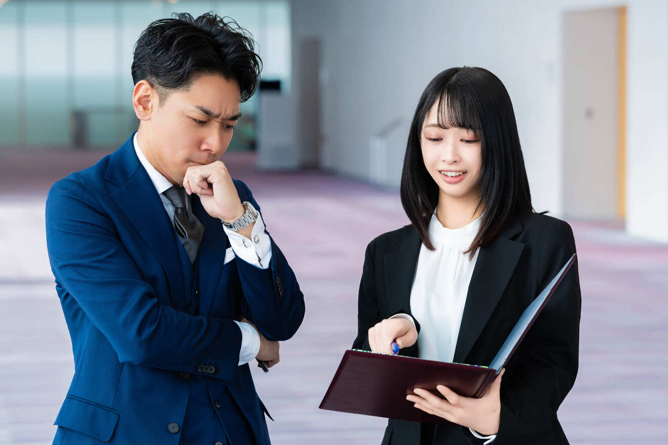 書類選考のやり方に関する疑問