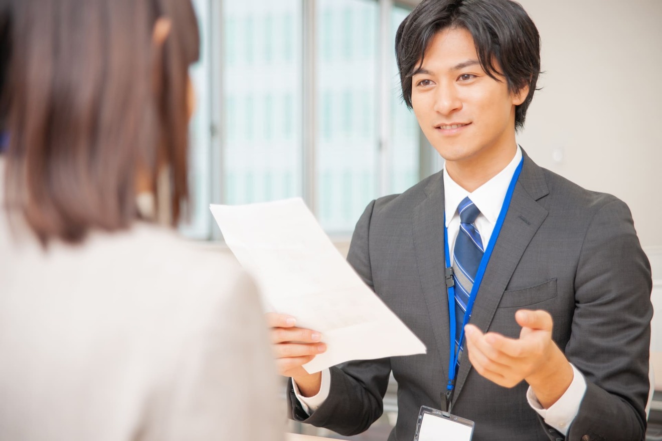 候補者の素直さを見抜く質問をする面接官